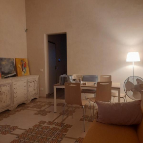 In Trapani for 4 people 5 minutes from the Sea in the center